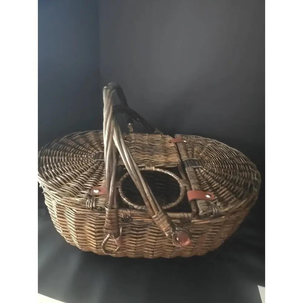 Unbranded this vintage
